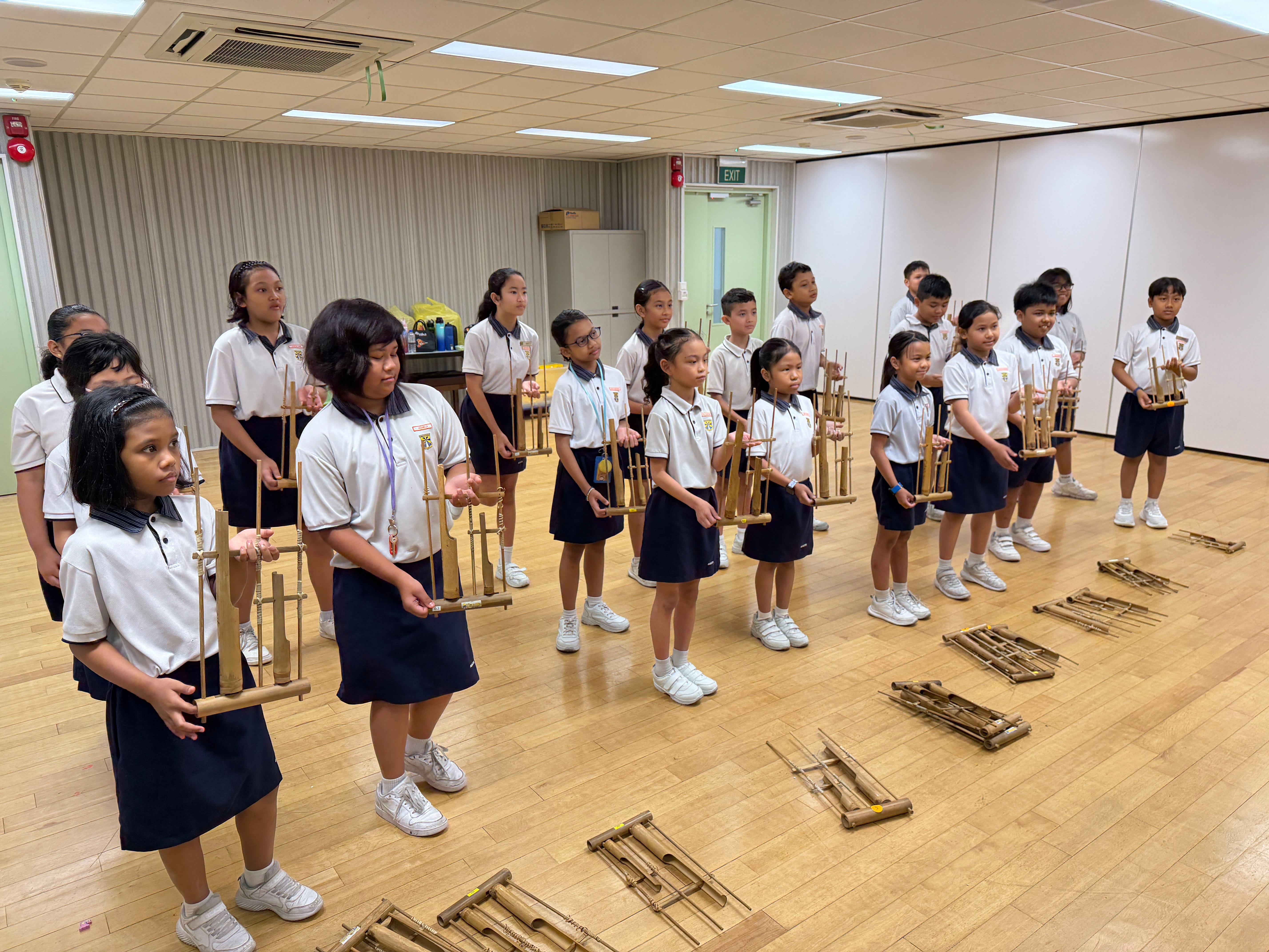 P4 ML Angklung